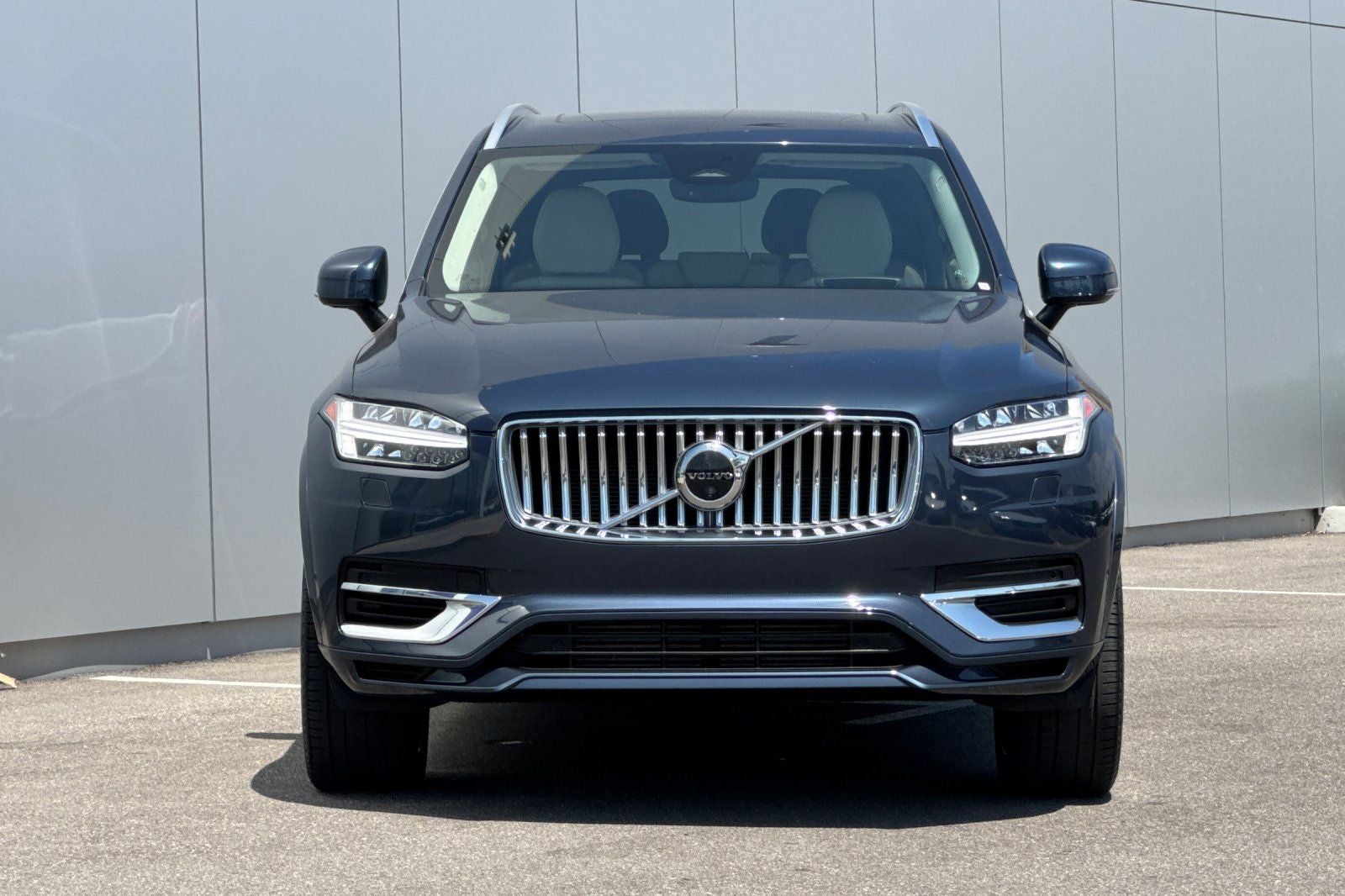 2023 Volvo XC90 Recharge Plug-In Hybrid Ultimate