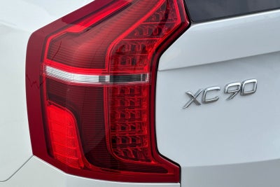 2024 Volvo XC90 Recharge Plug-In Hybrid T8 Plus Bright Theme 7 Passenger