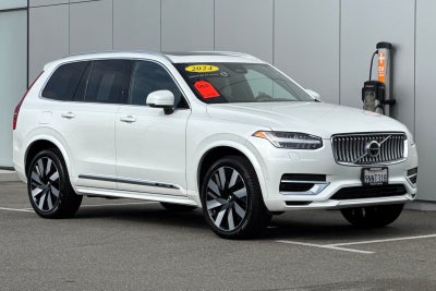 2024 Volvo XC90 Recharge Plug-In Hybrid T8 Plus Bright Theme 7 Passenger