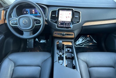 2024 Volvo XC90 Recharge Plug-In Hybrid T8 Plus Bright Theme 7 Passenger