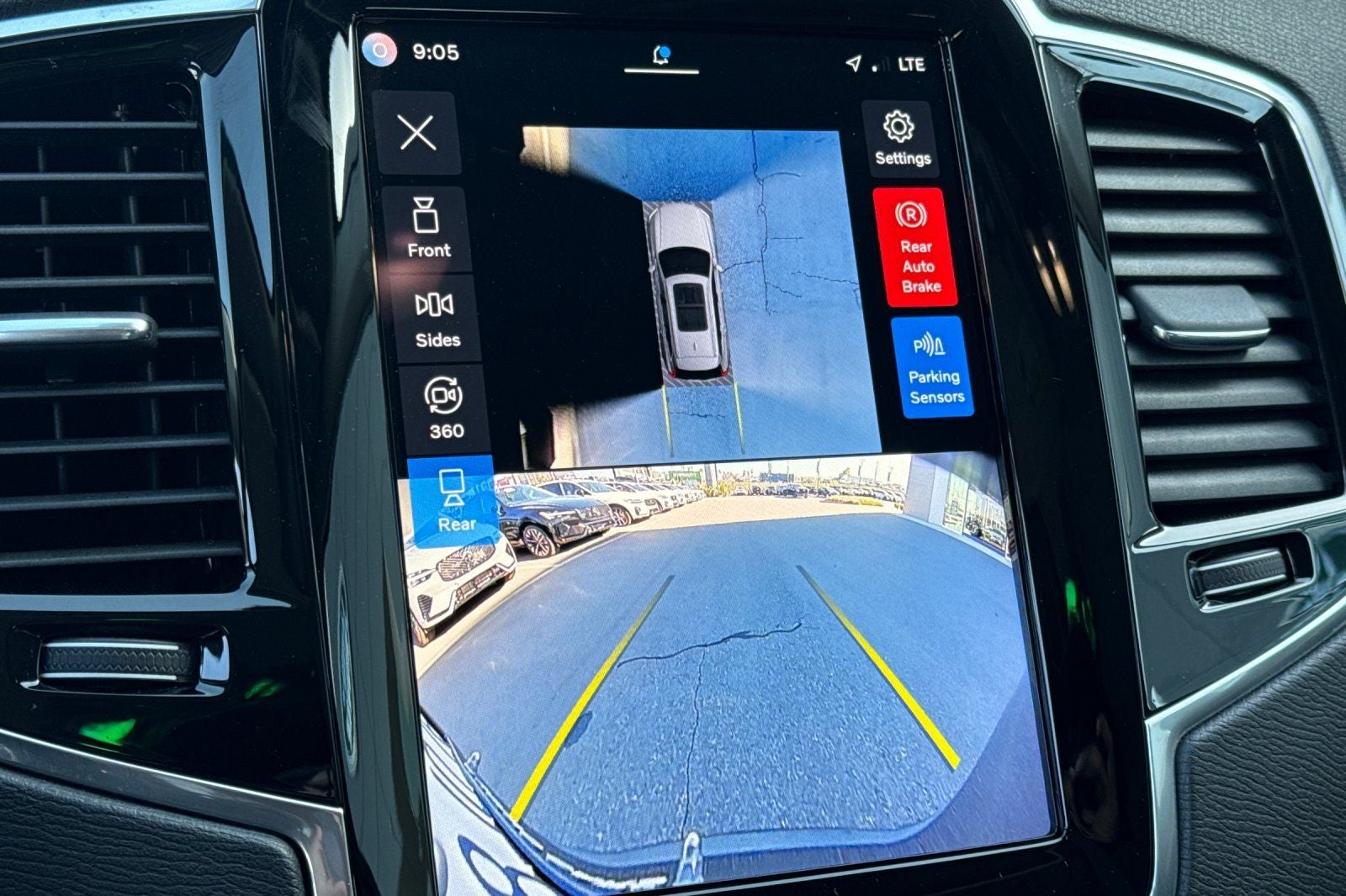 2024 Volvo XC90 Recharge Plug-In Hybrid T8 Plus Bright Theme 7 Passenger