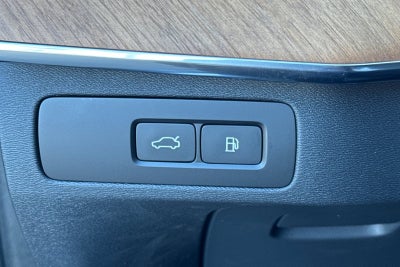 2024 Volvo XC90 Recharge Plug-In Hybrid T8 Plus Bright Theme 7 Passenger