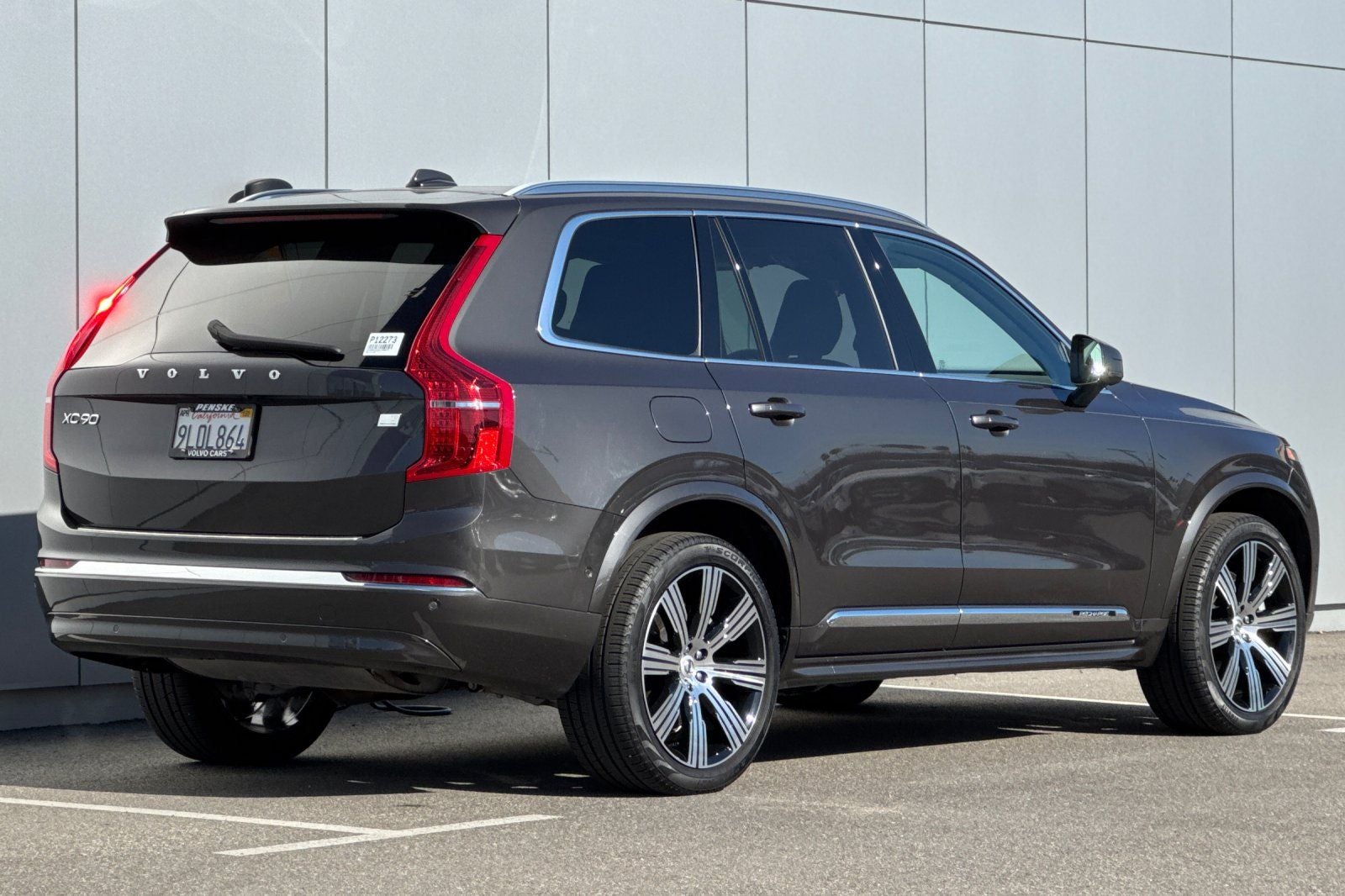 2024 Volvo XC90 Recharge Plug-In Hybrid T8 Plus Bright Theme 7 Passenger