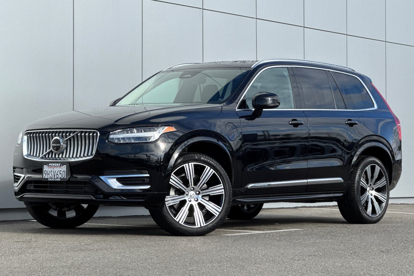 2024 Volvo XC90 Recharge Plug-In Hybrid T8 Plus Bright Theme 7 Passenger