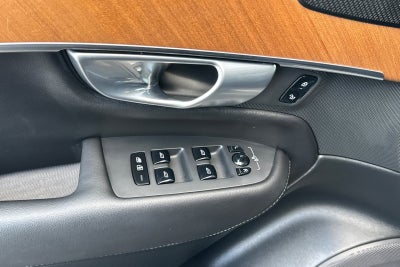 2024 Volvo XC90 Recharge Plug-In Hybrid T8 Plus Bright Theme 7 Passenger