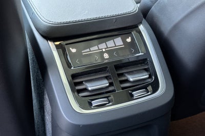 2024 Volvo XC90 Recharge Plug-In Hybrid T8 Plus Bright Theme 7 Passenger