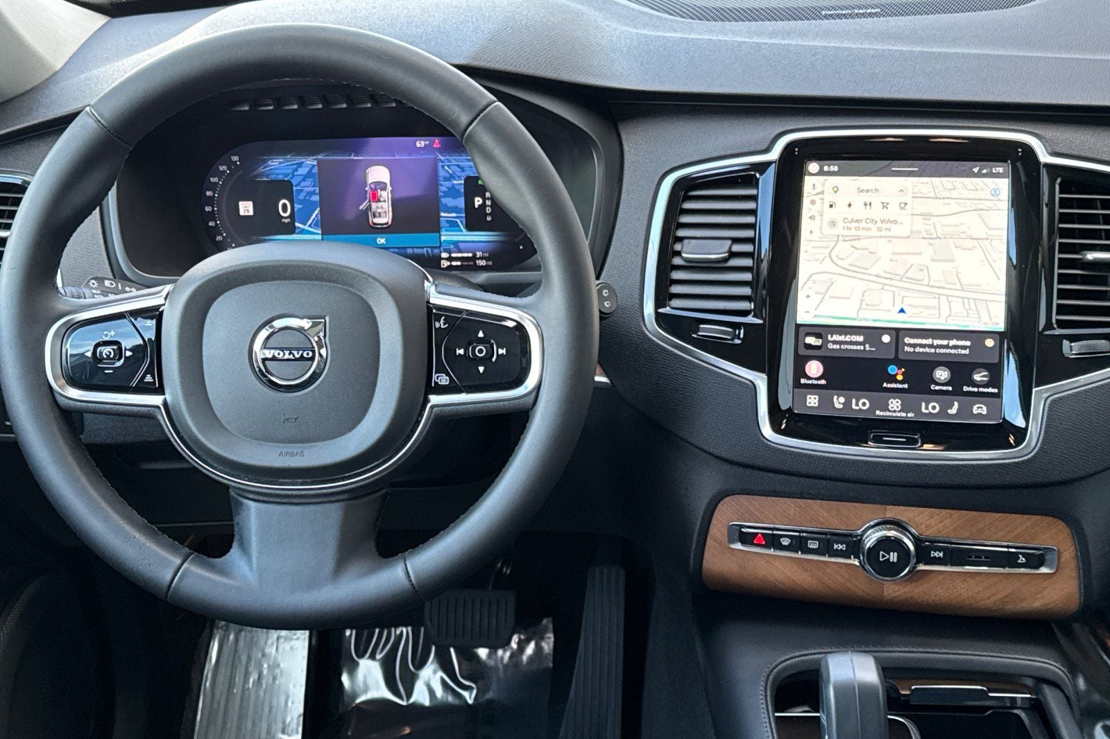 2024 Volvo XC90 Recharge Plug-In Hybrid T8 Plus Bright Theme 7 Passenger