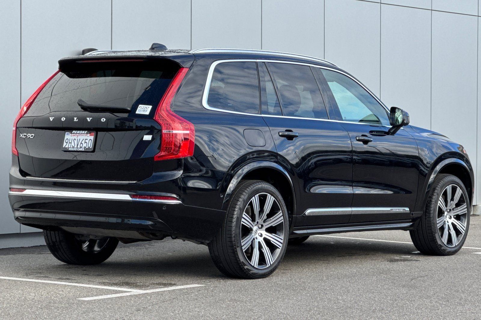 2024 Volvo XC90 Recharge Plug-In Hybrid T8 Plus Bright Theme 7 Passenger