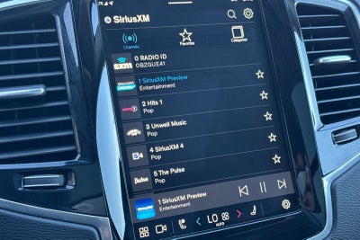 2024 Volvo XC90 Recharge Plug-In Hybrid T8 Plus Bright Theme 7 Passenger