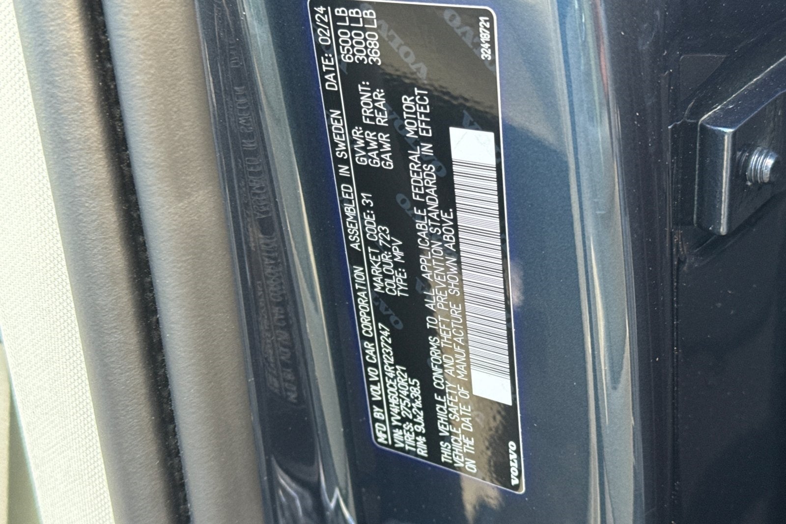 2024 Volvo XC90 Recharge Plug-In Hybrid T8 Plus Bright Theme 7 Passenger