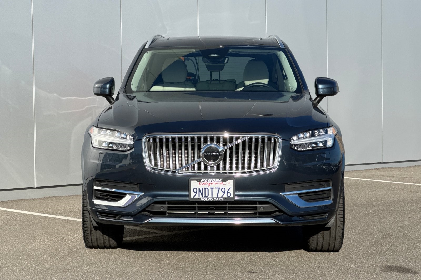 2024 Volvo XC90 Recharge Plug-In Hybrid T8 Plus Bright Theme 7 Passenger