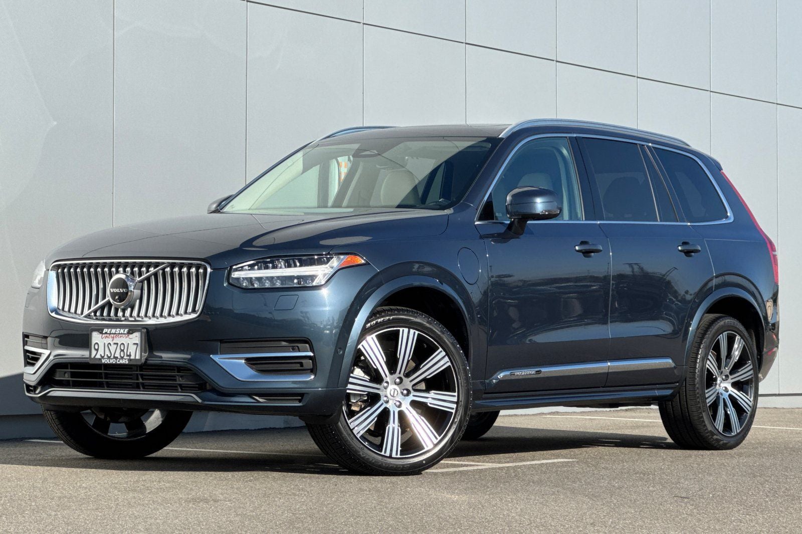 2024 Volvo XC90 Recharge Plug-In Hybrid Ultimate