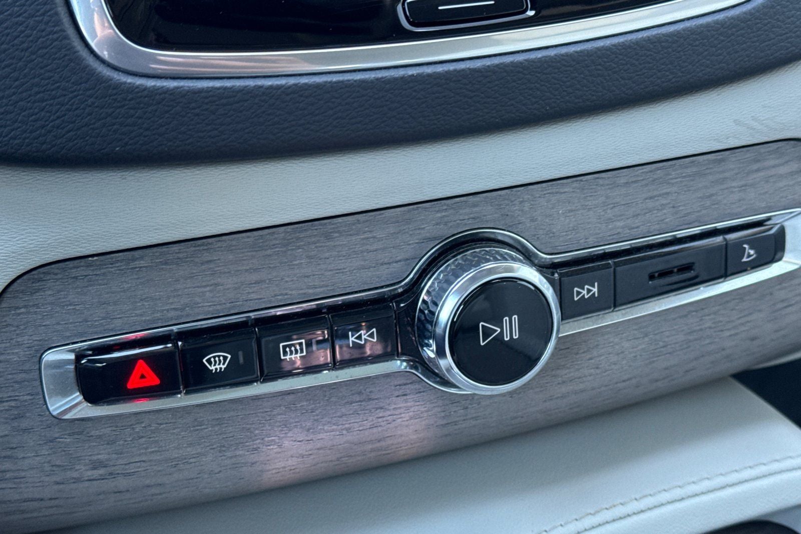 2024 Volvo XC90 Recharge Plug-In Hybrid Ultimate