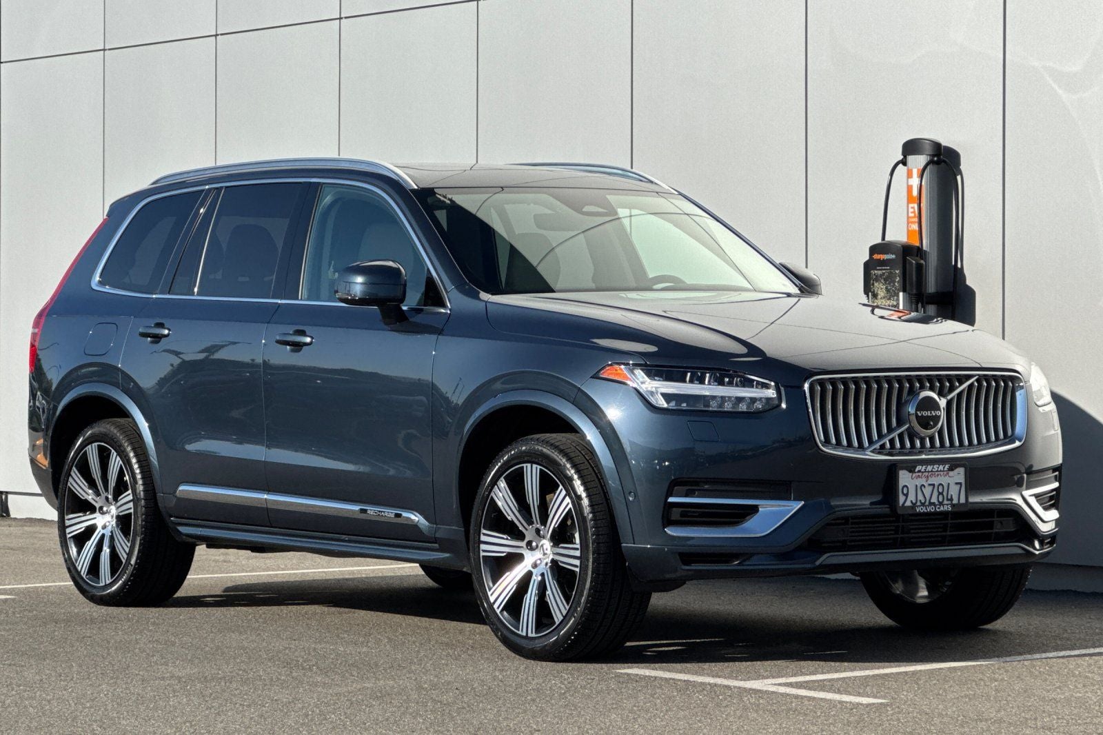 2024 Volvo XC90 Recharge Plug-In Hybrid Ultimate