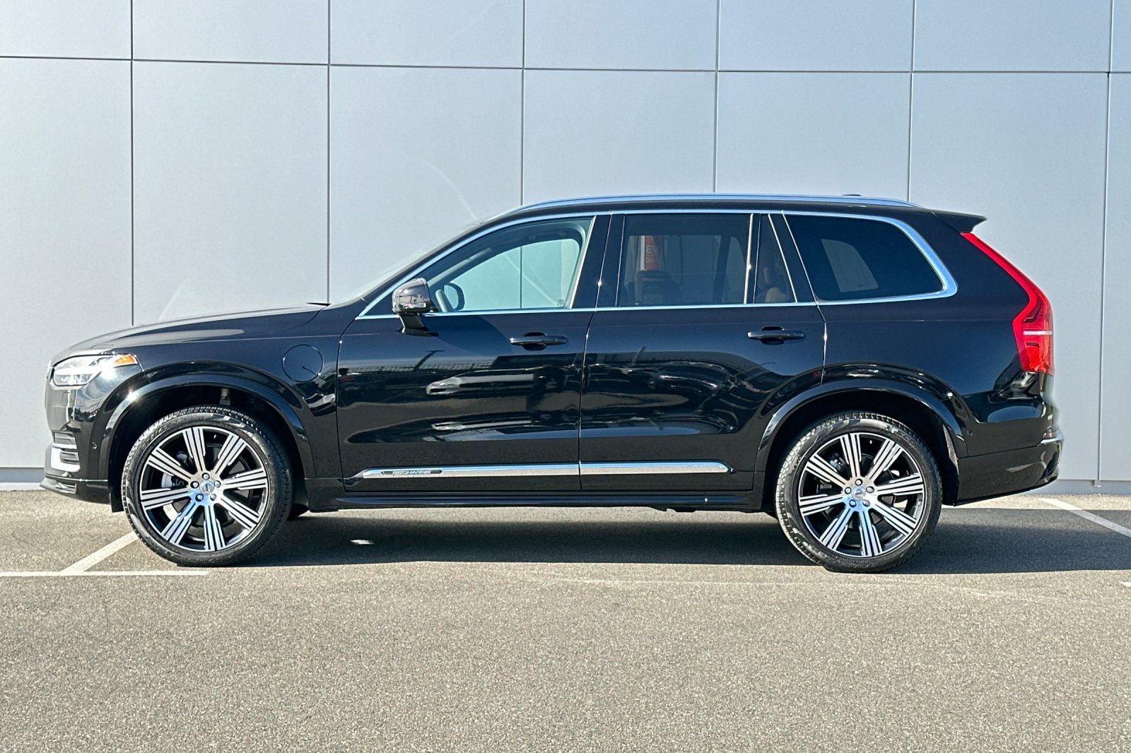 2024 Volvo XC90 Recharge Plug-In Hybrid Ultimate