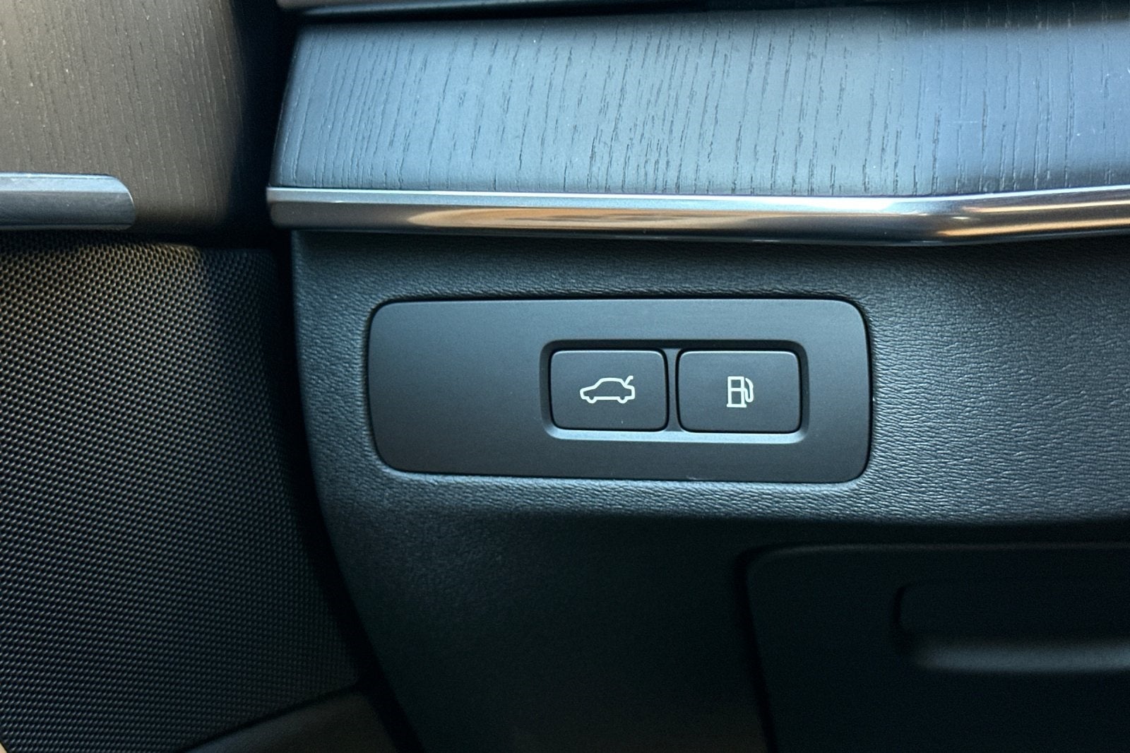 2024 Volvo XC90 Recharge Plug-In Hybrid Ultimate