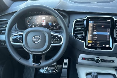 2022 Volvo XC90 Recharge Plug-In Hybrid T8 R-Design Extended Range 7P