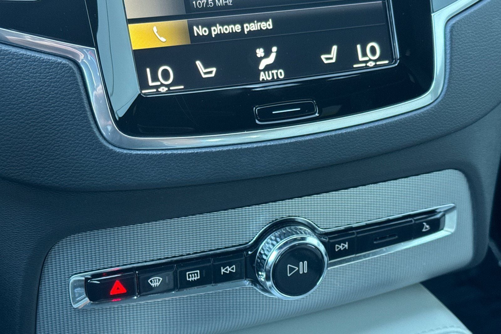 2022 Volvo XC90 Recharge Plug-In Hybrid T8 R-Design Extended Range 7P