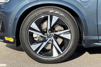 2022 Volvo XC90 Recharge Plug-In Hybrid T8 R-Design Extended Range 7P