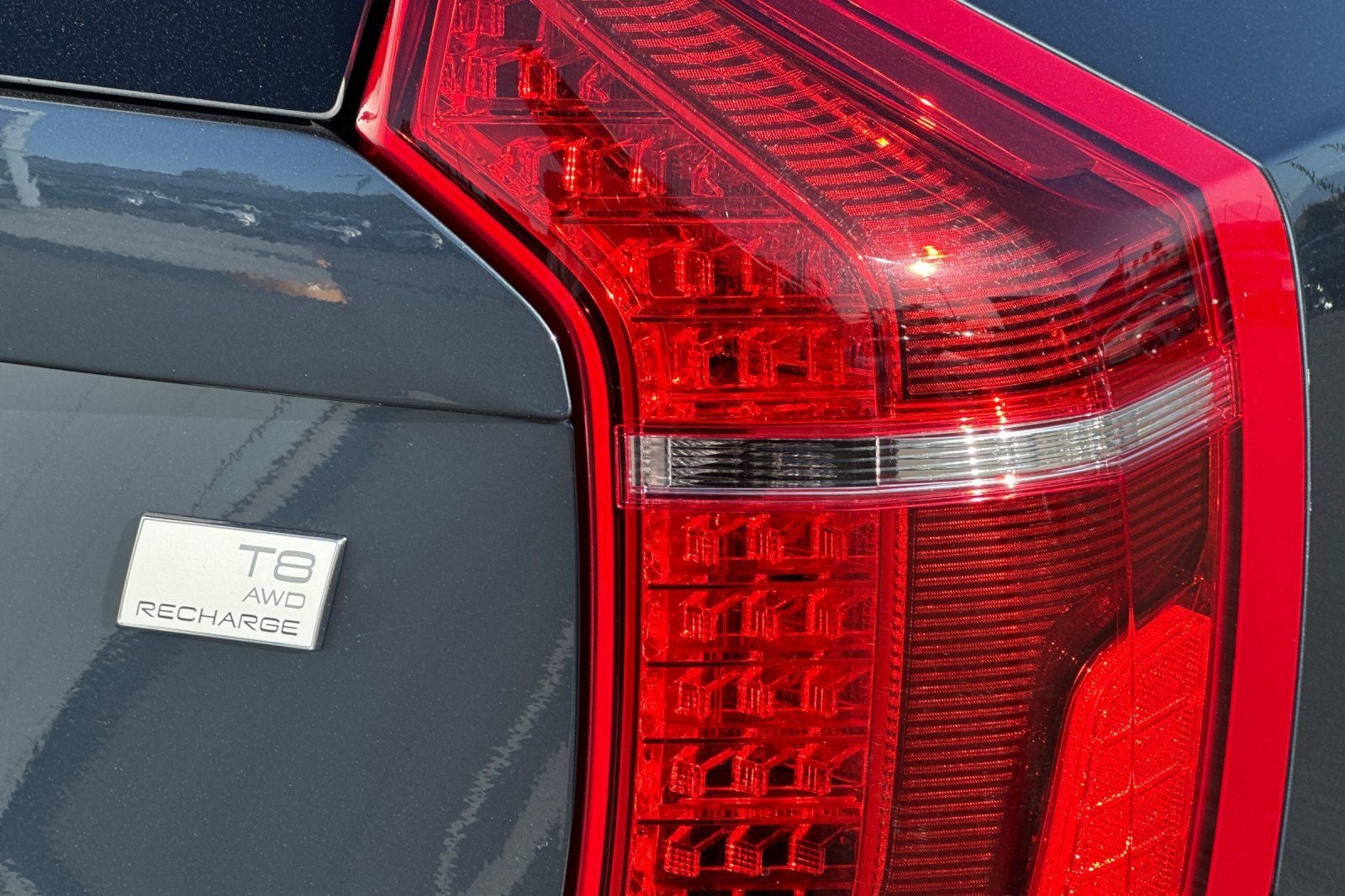 2022 Volvo XC90 Recharge Plug-In Hybrid T8 R-Design Extended Range 7P