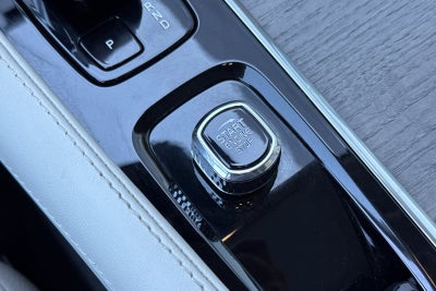 2023 Volvo XC90 Recharge Plug-In Hybrid T8 Plus Bright Theme 7 Passenger