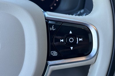 2023 Volvo XC90 Recharge Plug-In Hybrid T8 Plus Bright Theme 7 Passenger
