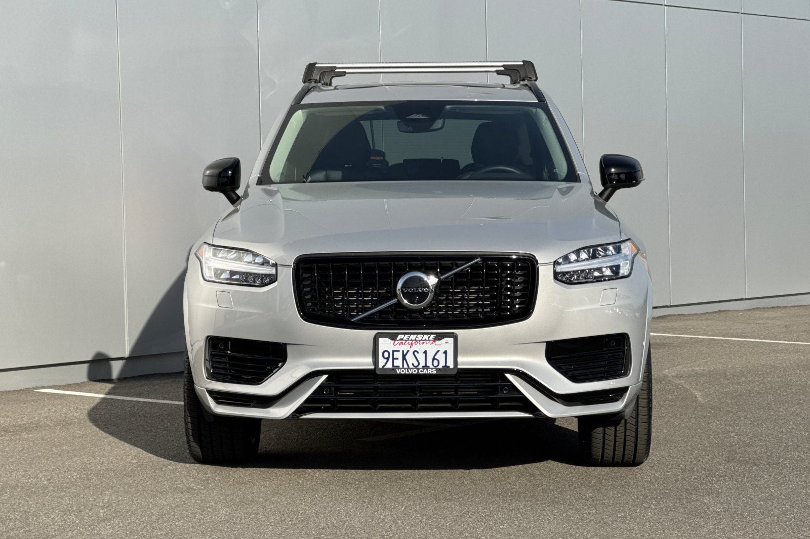 2023 Volvo XC90 Recharge Plug-In Hybrid T8 Plus Dark Theme 7 Passenger