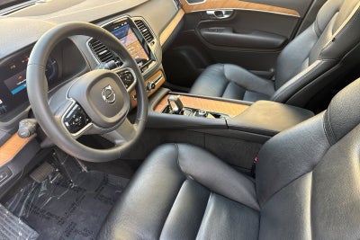 2023 Volvo XC90 Recharge Plug-In Hybrid T8 Plus Dark Theme 7 Passenger