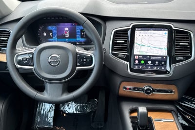 2023 Volvo XC90 Recharge Plug-In Hybrid T8 Plus Dark Theme 7 Passenger