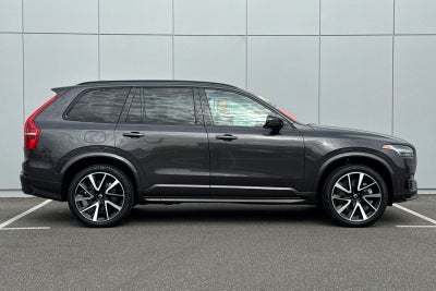 2023 Volvo XC90 Recharge Plug-In Hybrid T8 Plus Dark Theme 7 Passenger