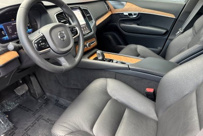 2023 Volvo XC90 Recharge Plug-In Hybrid T8 Plus Dark Theme 7 Passenger
