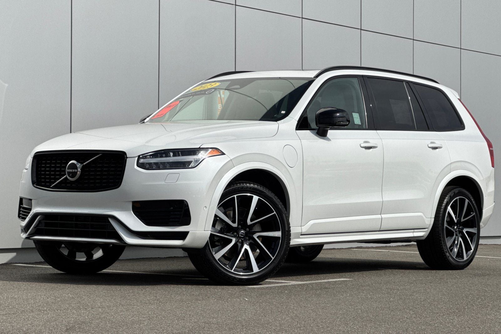2023 Volvo XC90 Recharge Plug-In Hybrid Ultimate