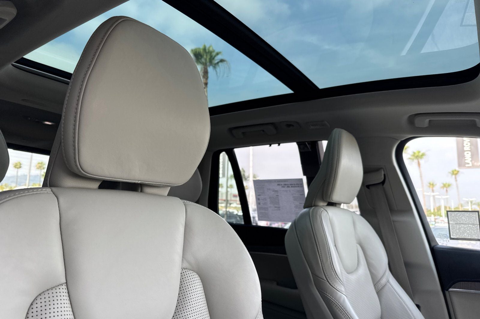 2023 Volvo XC90 Recharge Plug-In Hybrid Ultimate