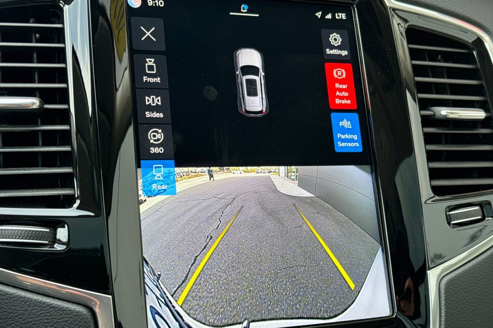 2023 Volvo XC90 Recharge Plug-In Hybrid Ultimate