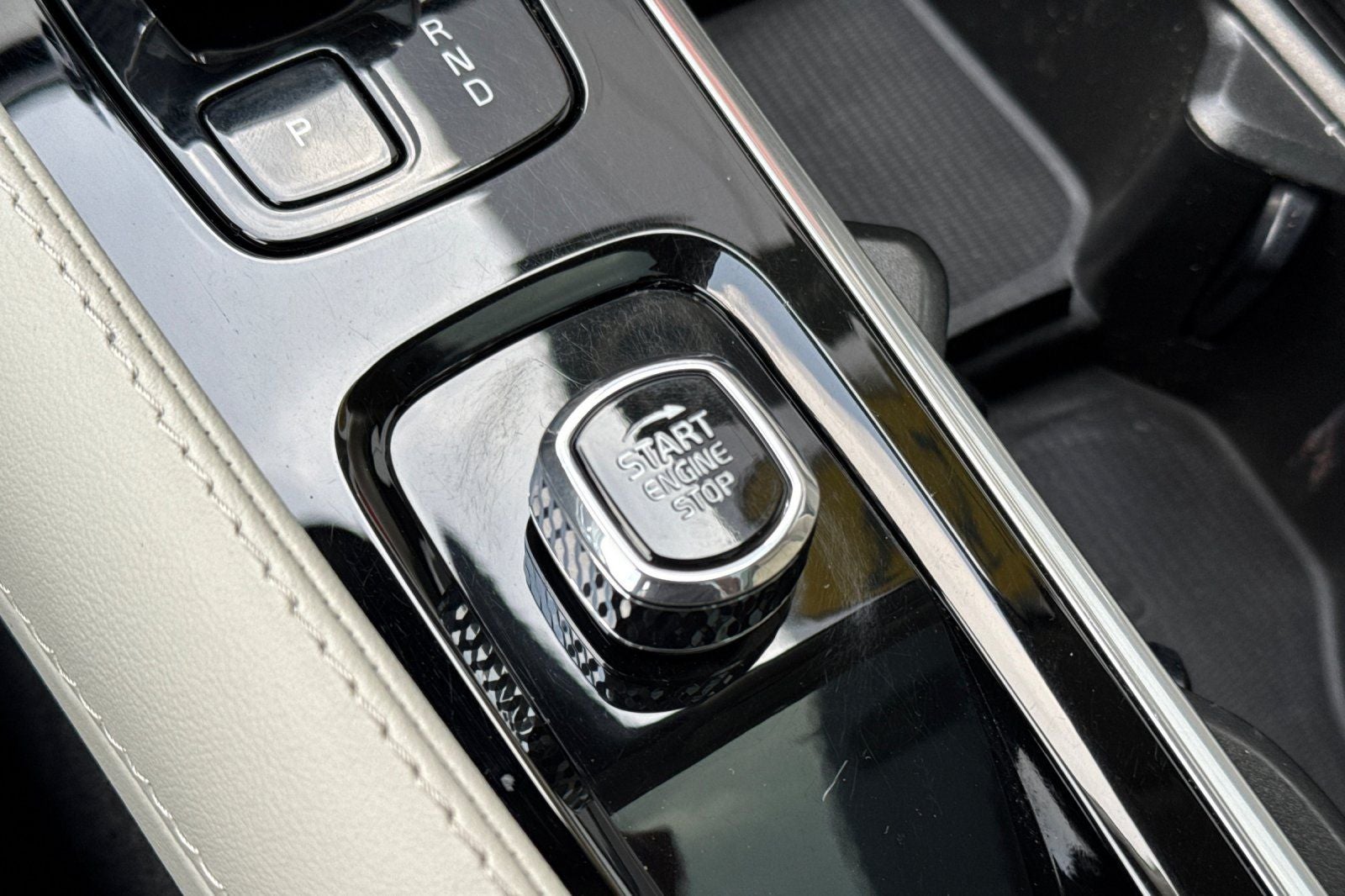 2023 Volvo XC90 Recharge Plug-In Hybrid Ultimate