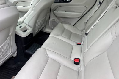 2023 Volvo XC60 Recharge Plug-In Hybrid Ultimate