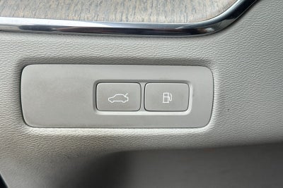 2023 Volvo XC60 Recharge Plug-In Hybrid Ultimate
