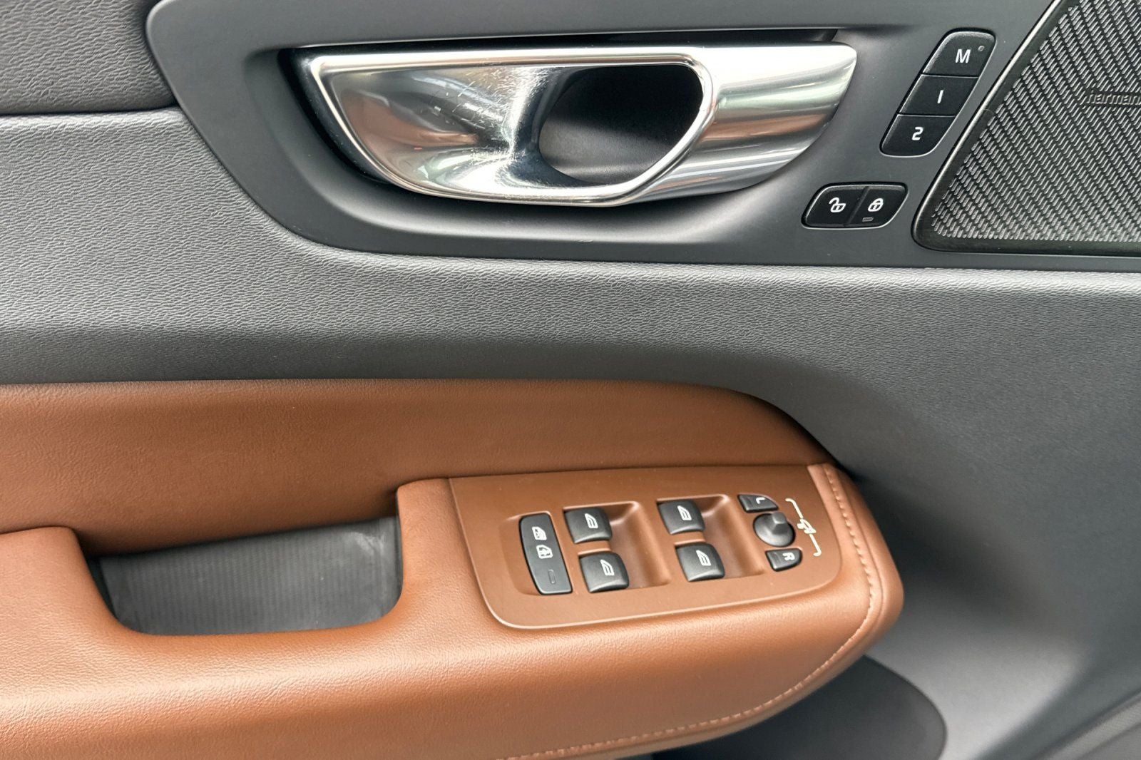 2023 Volvo XC60 Recharge Plug-In Hybrid Ultimate