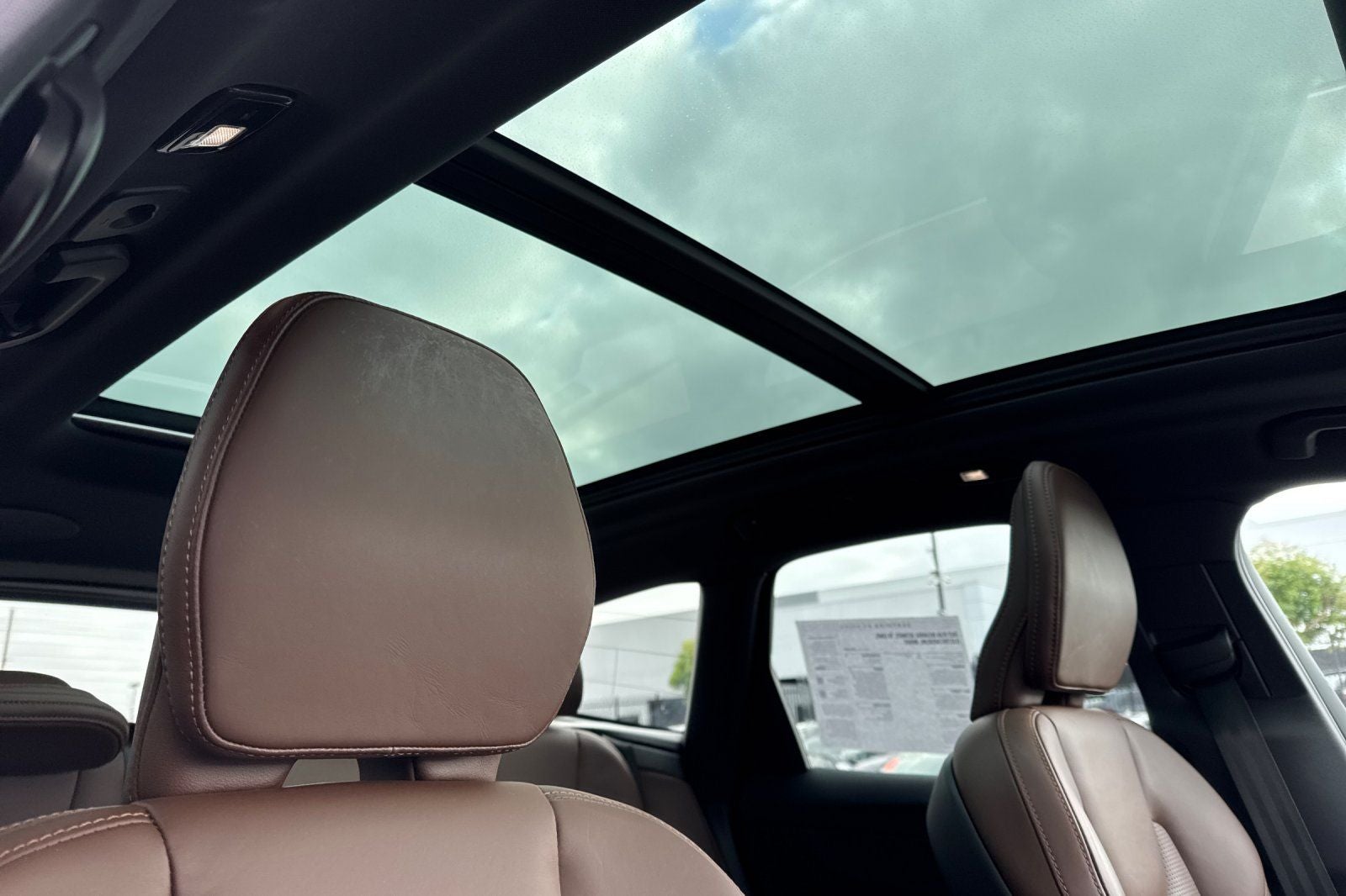 2023 Volvo XC60 Recharge Plug-In Hybrid Ultimate