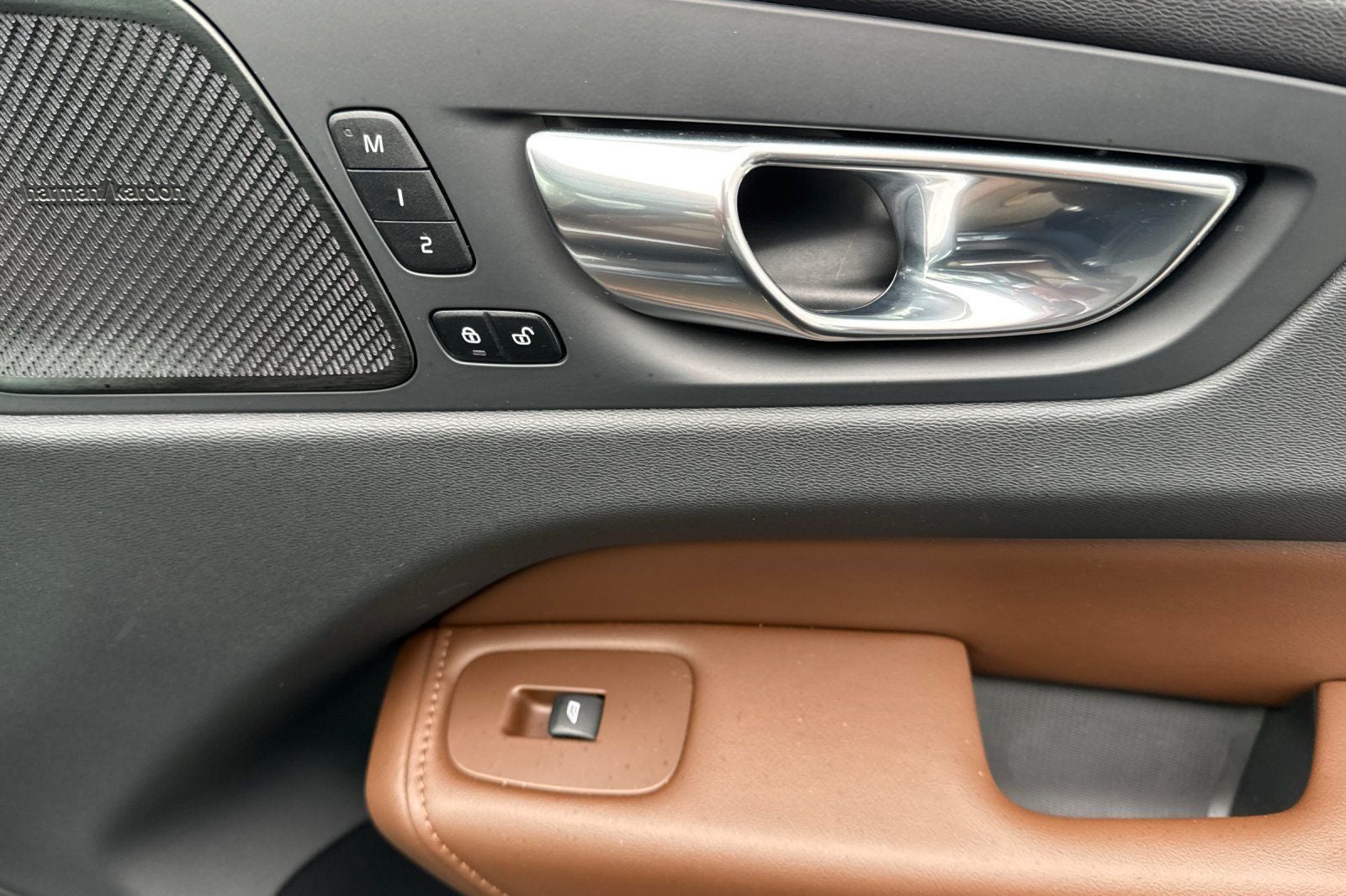 2023 Volvo XC60 Recharge Plug-In Hybrid Ultimate