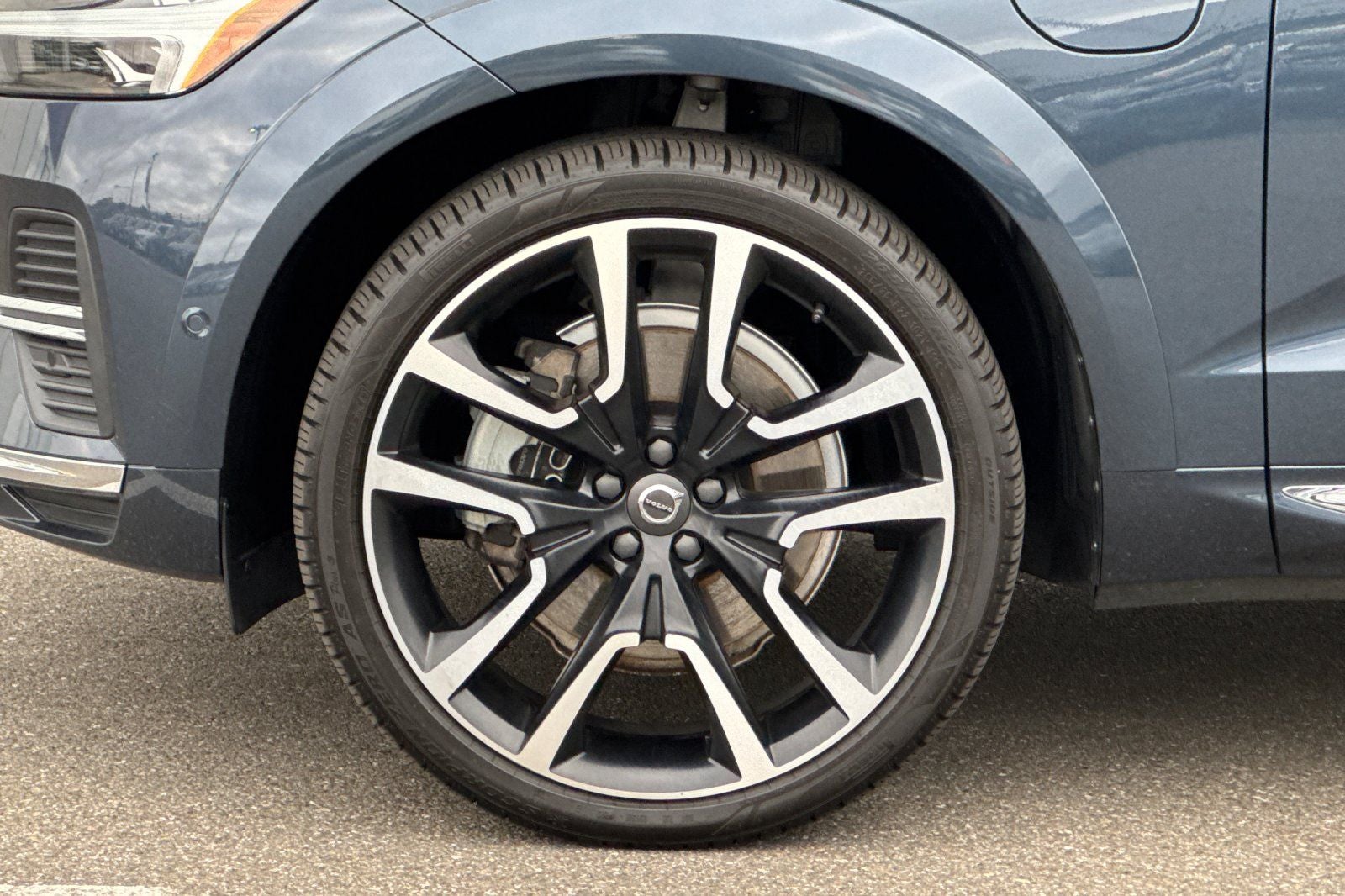 2023 Volvo XC60 Recharge Plug-In Hybrid Ultimate