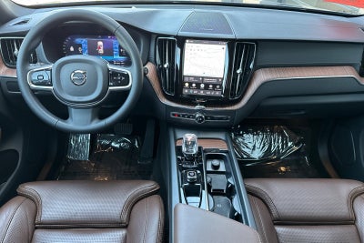 2024 Volvo XC60 Recharge Plug-In Hybrid Ultimate