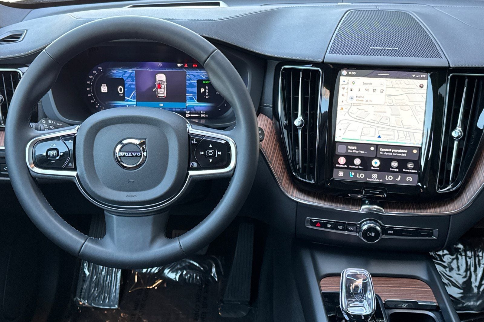 2024 Volvo XC60 Recharge Plug-In Hybrid Ultimate