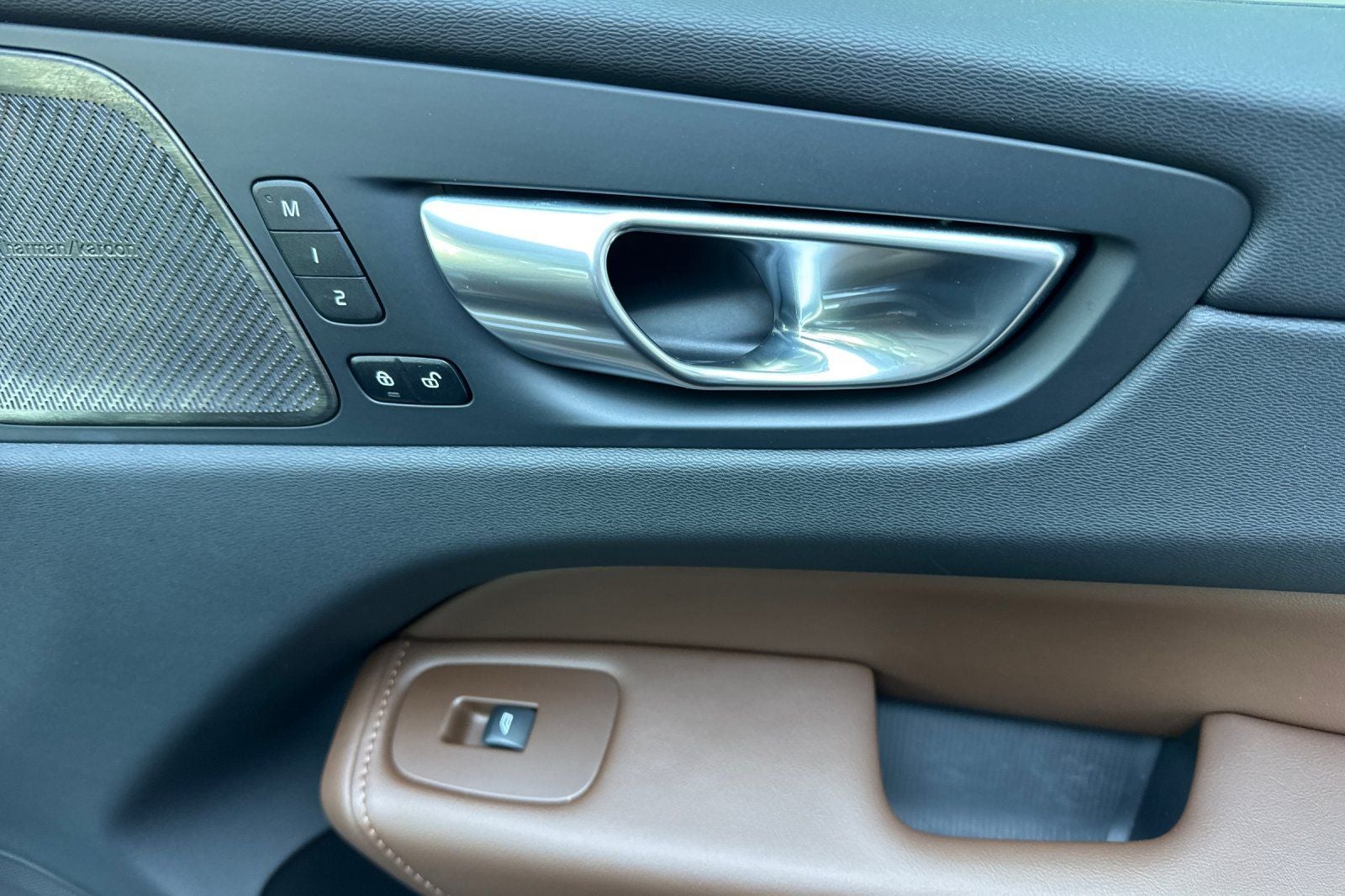 2024 Volvo XC60 Recharge Plug-In Hybrid Ultimate