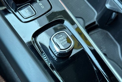 2024 Volvo XC60 Recharge Plug-In Hybrid Ultimate