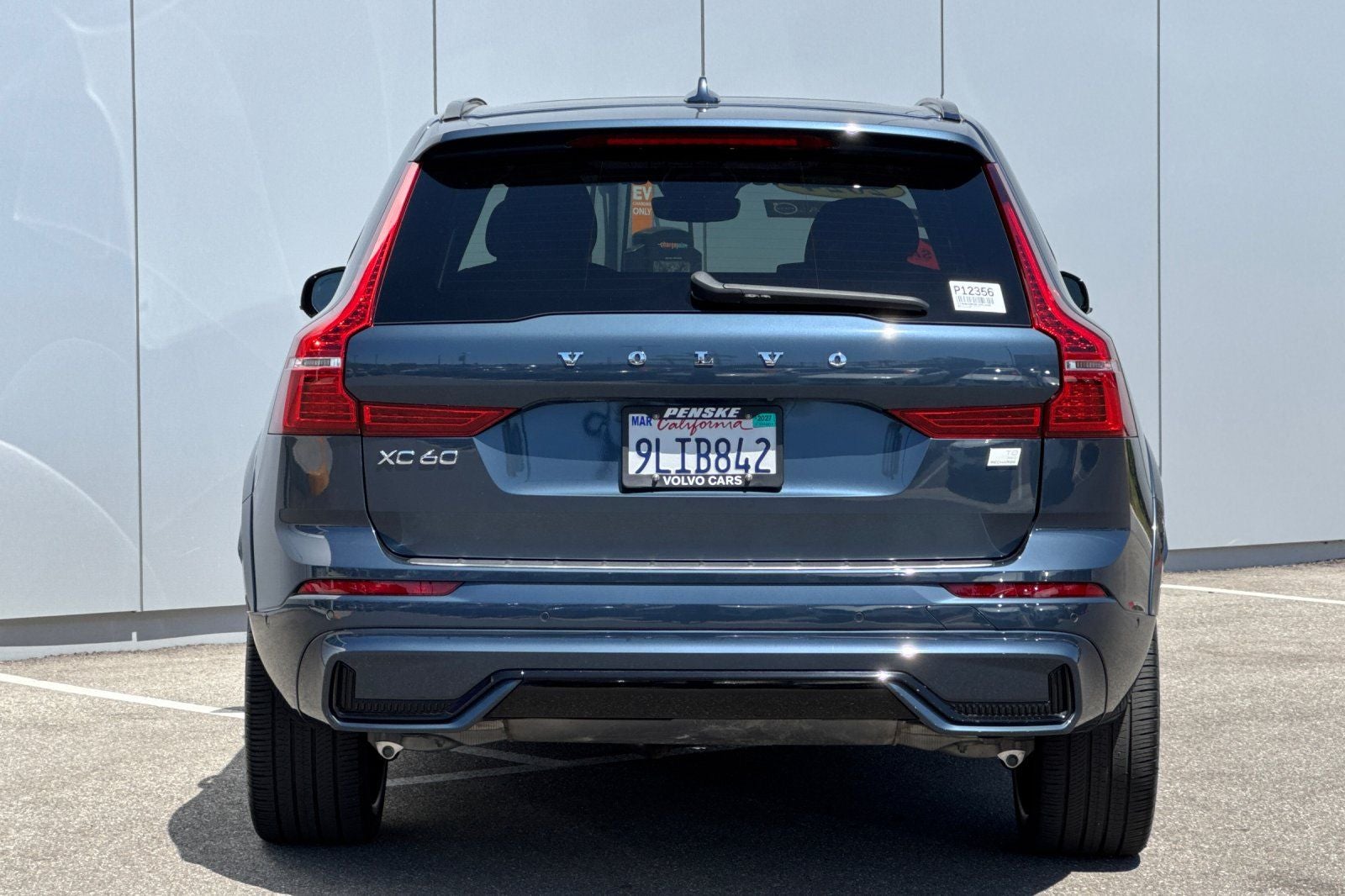 2024 Volvo XC60 Recharge Plug-In Hybrid Ultimate