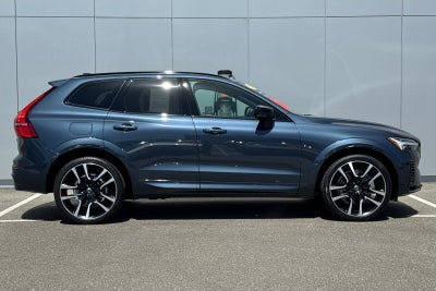 2024 Volvo XC60 Recharge Plug-In Hybrid Ultimate