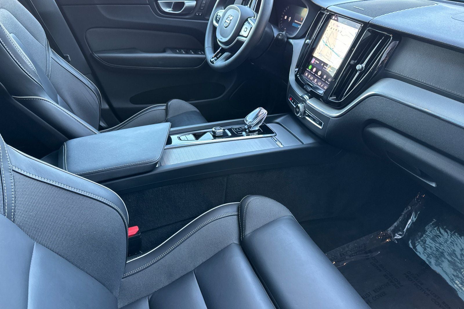 2024 Volvo XC60 Recharge Plug-In Hybrid Ultimate