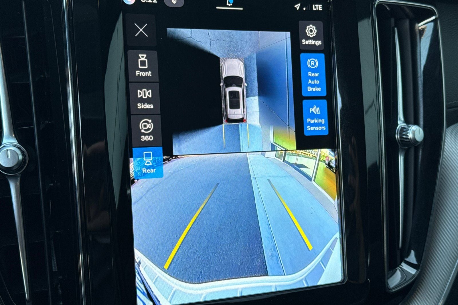2024 Volvo XC60 Recharge Plug-In Hybrid Ultimate