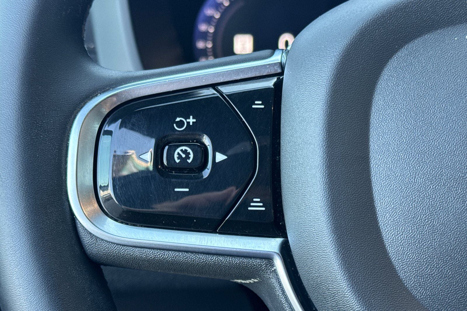 2024 Volvo XC60 Recharge Plug-In Hybrid Ultimate